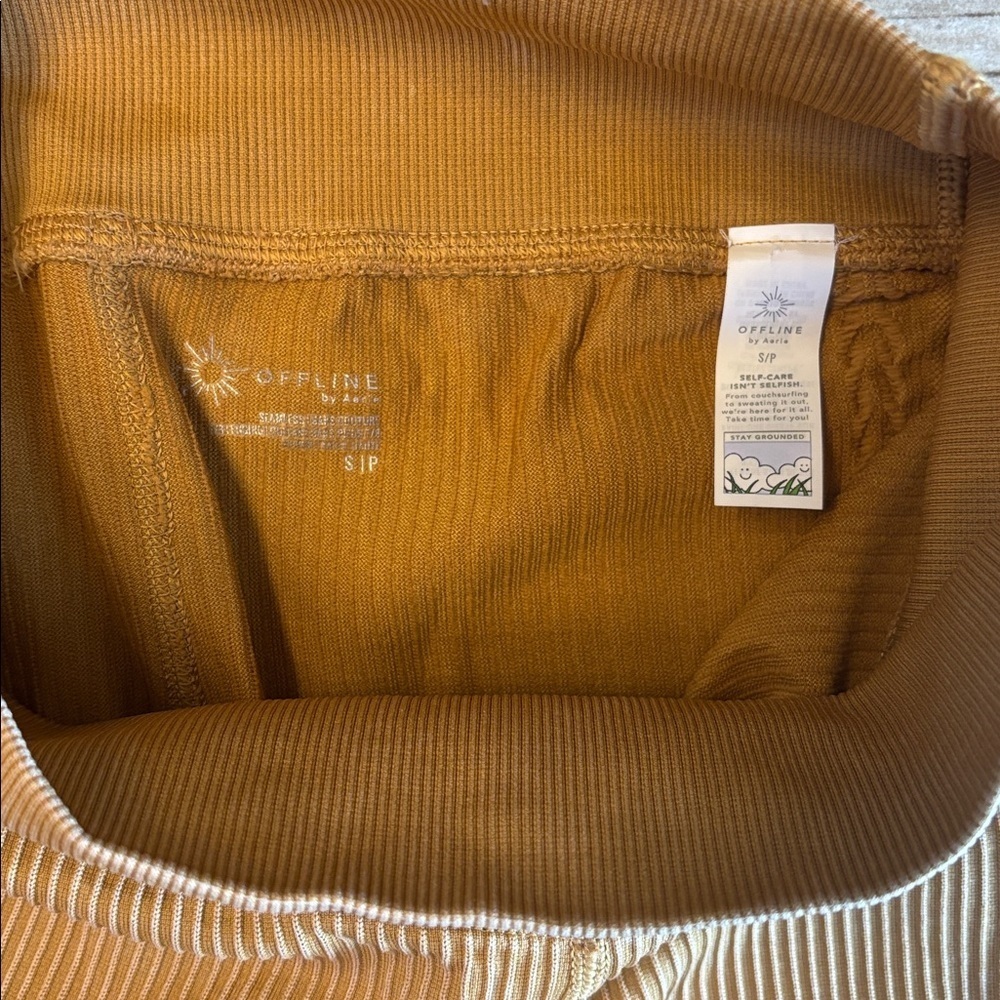 OFFLINE By Aerie Seamless Cable High Waisted Leggings in a gold color - Picture 2 of 3